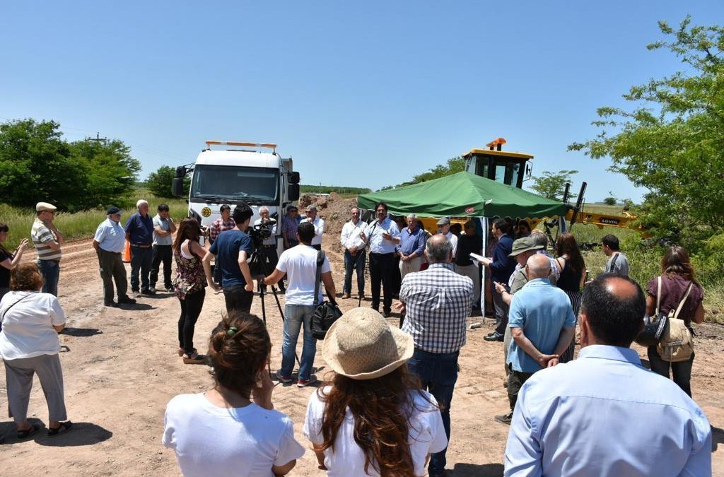 Comenzaron los trabajos de reparación de caminos rurales en Brandsen, Buenos Aires