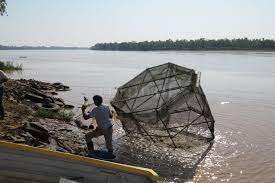 Acuerdo para avanzar en un convenio sobre el control de productos de la pesca en Santa Fe