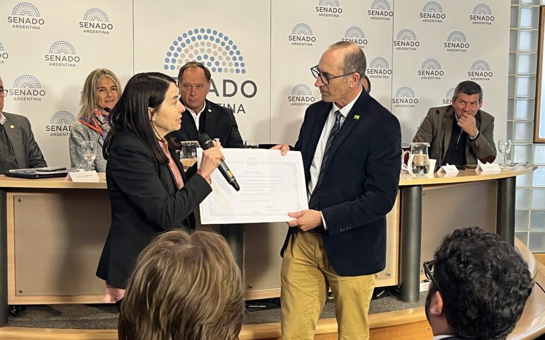 CREA recibió un reconocimiento del Senado