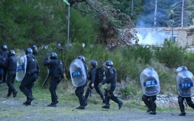 Tensión en Villa Mascardi: al menos 12 detenidos en el desalojo a grupos mapuches