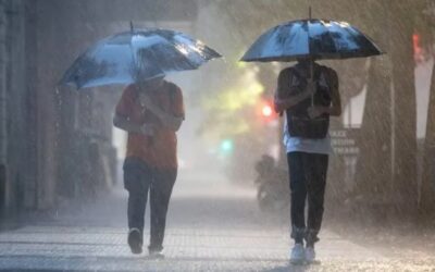 Continúa el temporal y las lluvias ya superan los 170 milímetros en algunos barrios porteños: hay alerta naranja y amarilla