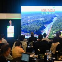 Argentina se destaca en la Cumbre Iguazú gracias a la visión del secretario Vilella sobre agricultura libre de deforestación