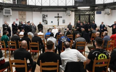 El Papa Francisco se reunió con 70 detenidos en la prisión romana de Regina Coeli por Jueves Santo
