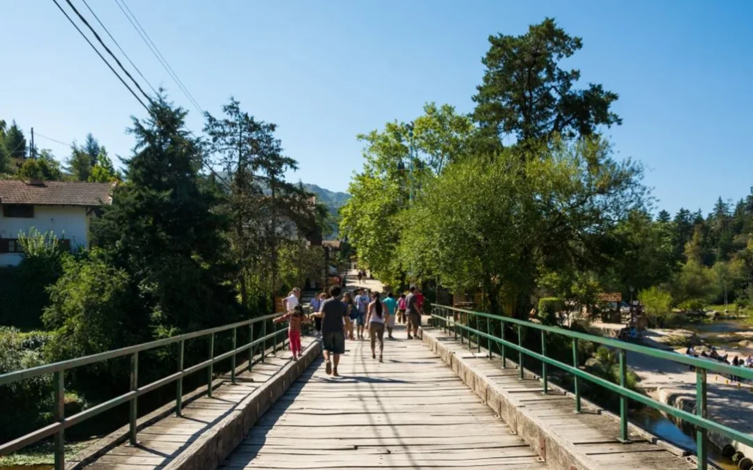 El finde XXL viajá en auto y conocé caminando los pueblos peatonales de Argentina: ¿cuáles son y qué ofrecen?