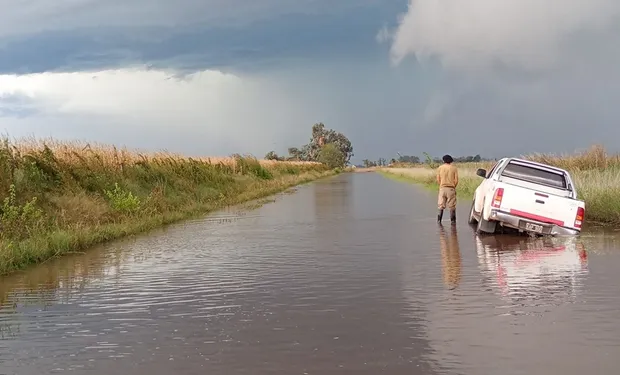Productores están hartos de pagar impuestos y que no solucionen ni un problema: así están los caminos
