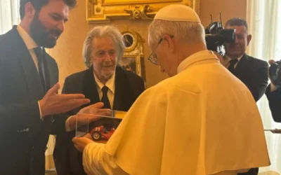 El Papa recibió al actor Al Pacino en el Vaticano
