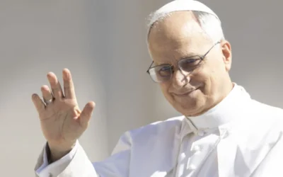 León XIV: La Iglesia “siempre defenderá el sagrado derecho a creer en Dios”