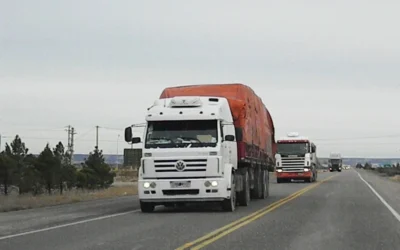 Los costos de mover un camión subieron 2,56% en junio y acumulan un alza del 14% en el primer semestre