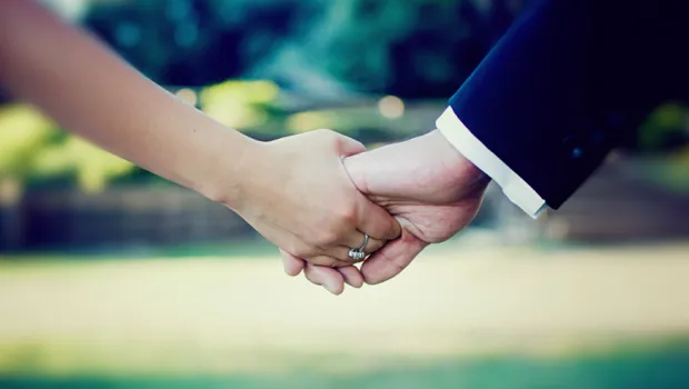 ¿Por qué se juntan dos sacerdotes y una madre de familia y escriben un libro sobre el matrimonio?