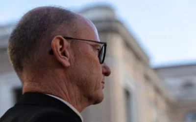 Obispo en EE.UU.: Campo de detención de inmigrantes de Nebraska debe permitir sacramentos y atención pastoral