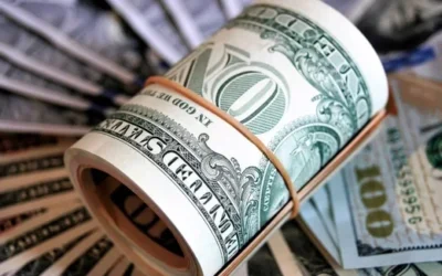 El dólar frena la caída pero sigue bajo los $1.350, a la espera de fuertes liquidaciones del agro