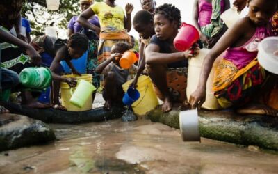 Más de 2000 millones de personas no tienen acceso al agua potable, ni a instalaciones de higiene básica