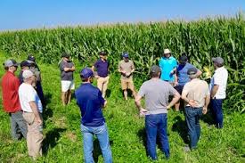 El ánimo del campo refleja cautela en un clima político decisivo