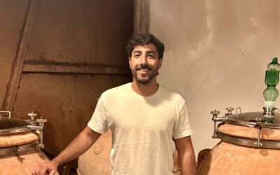 “El microbiólogo argentino especializado en vino que está transformando el sector vitivinícola”