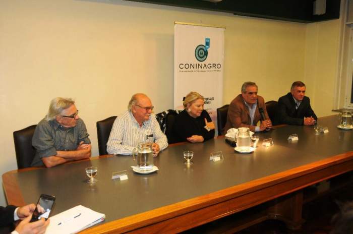 Carrió visitó CONINAGRO y respaldó proyecto de ley de impulso a las economías regionales