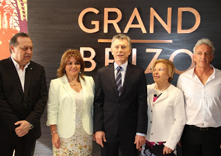 Macri y Santos inauguraron hotel en pleno centro porteño