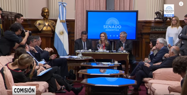 Con el dictamen de la Ley de Warrants, arrancó la actividad en Senado