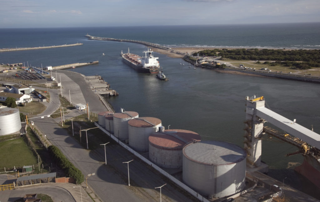 Complejo soja: hay un traspaso de biodiesel a aceite y harina a poroto en las exportaciones