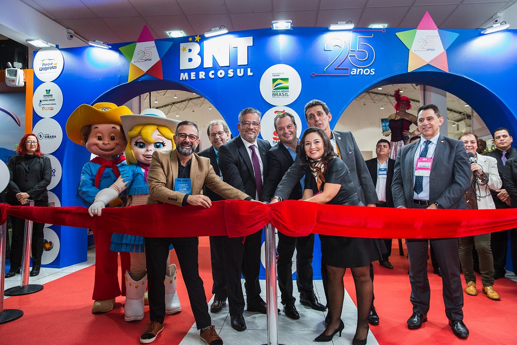 BNT Mercosur celebró su aniversario de 25 años con gran presencia de público