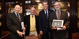 Entregaron el premio Bolsa de Cereales a Gustavo Slafer por un trabajo sobre trigo