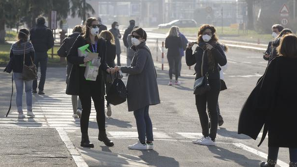 Primeras señales de una fase desaceleración económica que podría derivar en una crisis sistémica global