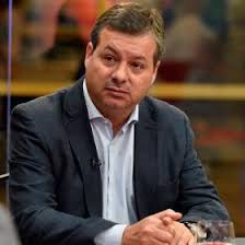 Arreglo por la deuda: “Cambiamos el balde, falta arreglar la gotera”