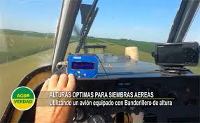 Cultivos de Cobertura: una siembra aérea con el primer Banderillero de Altura usado en el país