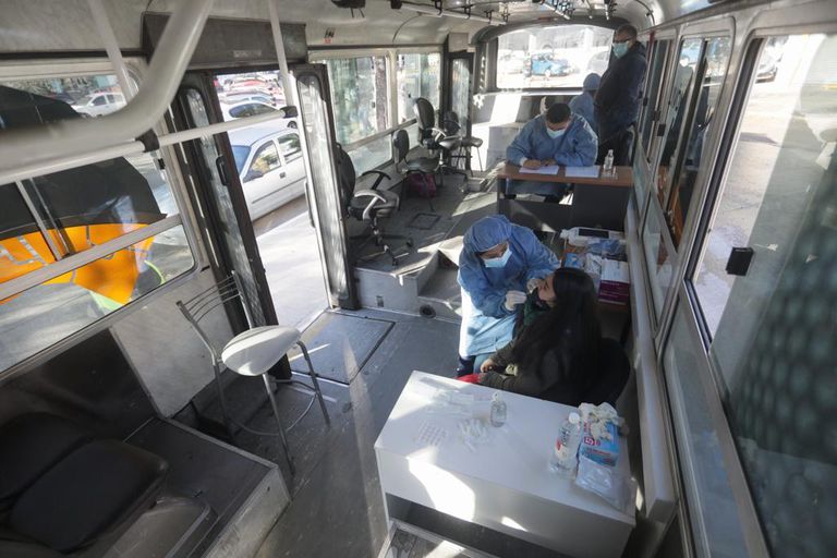 Variante delta: la ciudad de Buenos Aires estudia dos posibles casos de transmisión comunitaria