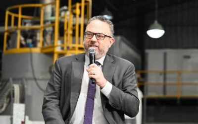 Kulfas confirmó el crédito para el sector avícola y dijo que es “para exportar más”