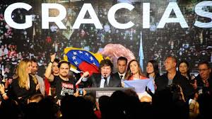 El resultado electoral demostró lo que dice la Biblia: «A los tibios los vomita Dios»