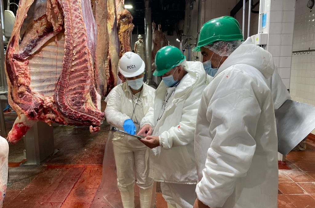 El Senasa continúa con verificaciones en frigoríficos que exportan carne vacuna a China
