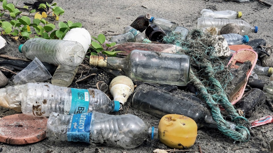 Plásticos: por qué no todos son reciclables y cuál es el daño irreversible que generan