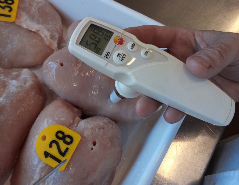 Enriquecen la carne aviar con aceite Omega-3 de algas marinas