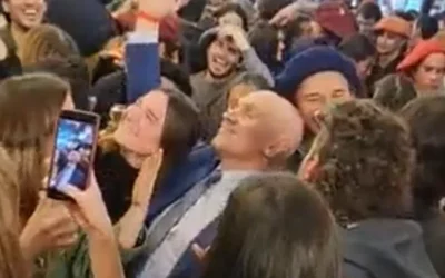 Espert como un rockstar en La Rural: se viralizó un video del diputado a pleno baile