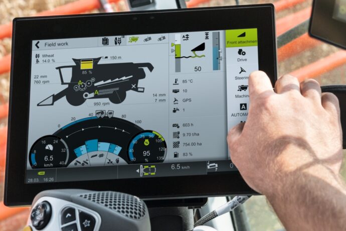 ¿Hoy cualquiera maneja una cosechadora?