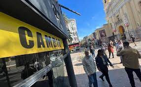 El dólar blue cotiza este miércoles a $1255 para la compra y $1285 para la venta