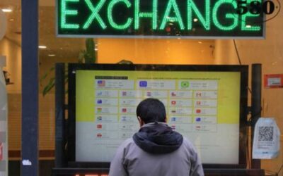 Primera reacción del mercado ante el acuerdo con el FMI: baja el blue y suben los bonos