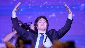 El «Plan Motosierra» de Milei arrancaría con la reforma completa del Estado