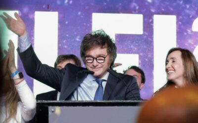 Javier Milei reunirá a sus diputados y senadores electos para pedirles que vayan a buscar el voto del PRO y de Juan Schiaretti