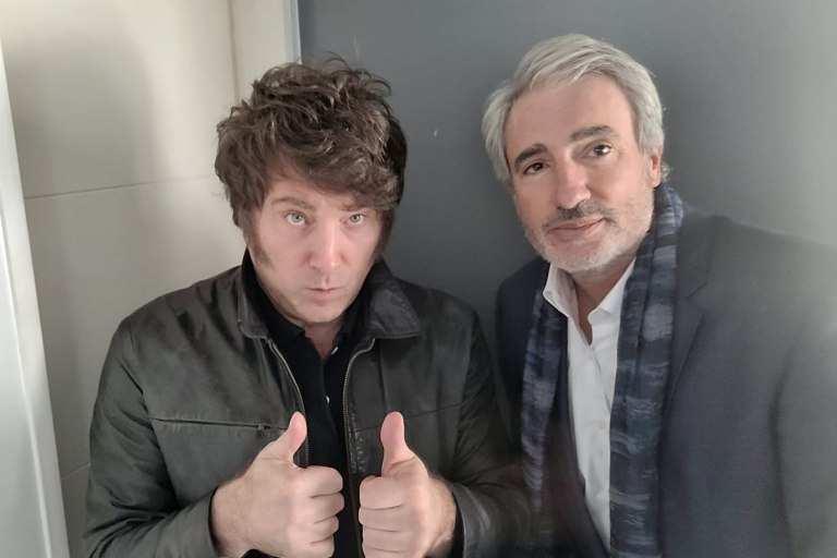 Un asesor de Milei confesó: «No vamos a dolarizar si no hay dólares»