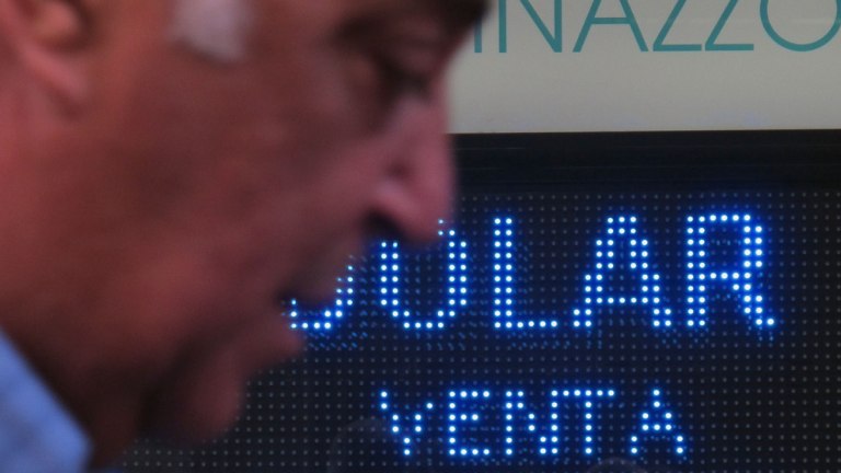 Dólar: el mercado afronta la semana previa a las elección en modo de espera, ¿a cuánto estará?