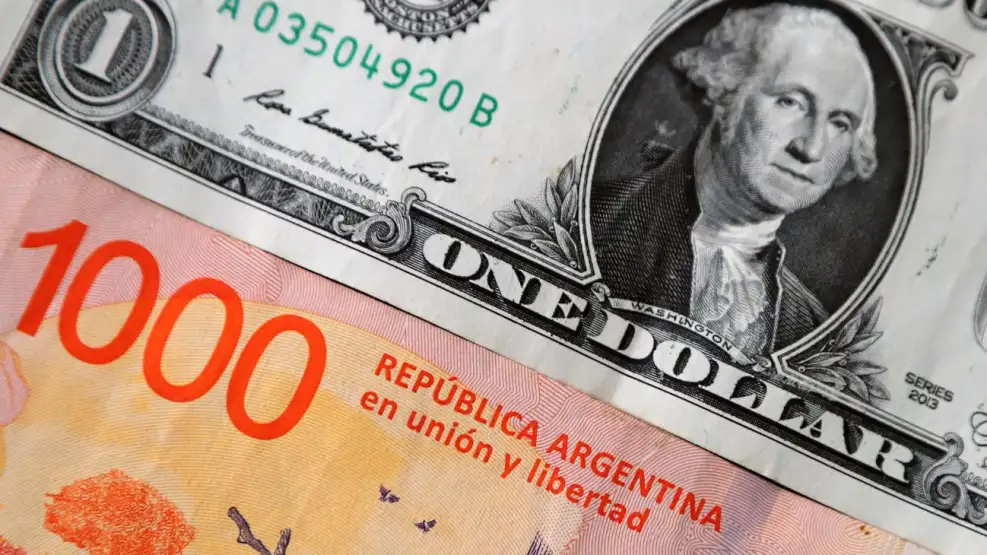 El dólar blue cerró a $1075 para la compra y $1095 para la venta este viernes 16 de febrero de 2024