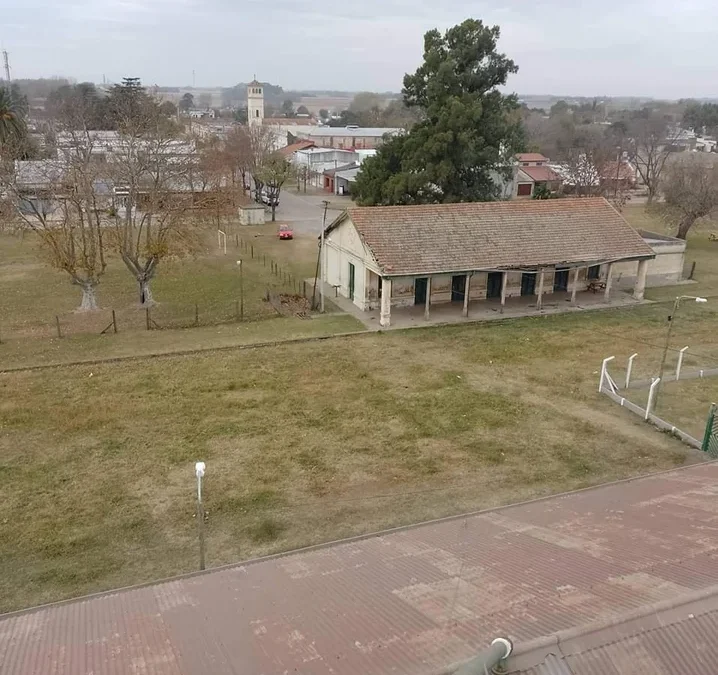 Dónde queda el pueblo rural a 3 horas de la Ciudad, con apellido de presidente, donde se comen las mejores tablas de fiambres