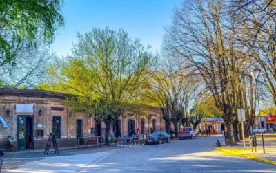 Cómo es y dónde queda el pintoresco pueblo a 90 kilómetros de CABA donde se festeja la Fiesta de la Picada y la Cerveza