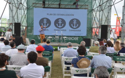 “Tenemos algunas buenas noticias: actividad económica positiva, recuperación del salario real positivo, equilibrio fiscal, estabilidad cambiaria», dijo el economista Miazzo