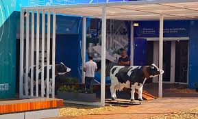 Presentan una nueva tecnología de garantías financieras para productores de leche