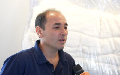 Mejorador y especialista en algodón del INTA, Mauricio Tchat, adelanta el desarrollo de una nueva variedad resistente a los herbicidas, que proyectan probar en el exterior