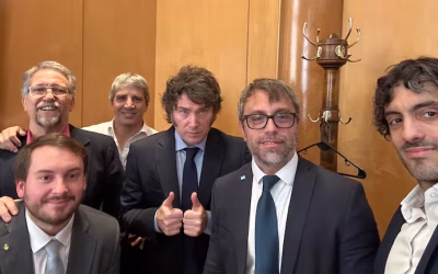 El Gobierno espera al acuerdo con el FMI y los dólares de la cosecha para apuntalar la escasez de divisas