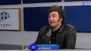 Javier Milei adelantó que se retira de la política al fin de un segundo eventual mandato : “No me ven más el pelo, me voy al campo con mi perro”