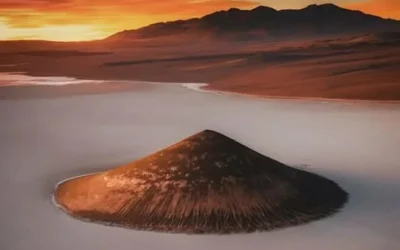 Ni Egipto ni Cuzco: la pirámide de Argentina que parece un paisaje de otro planeta